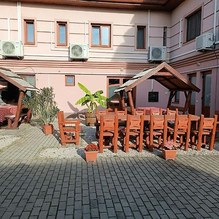 Malom Panzio Bed and Breakfast Kiskunfélegyháza Eksteriør billede
