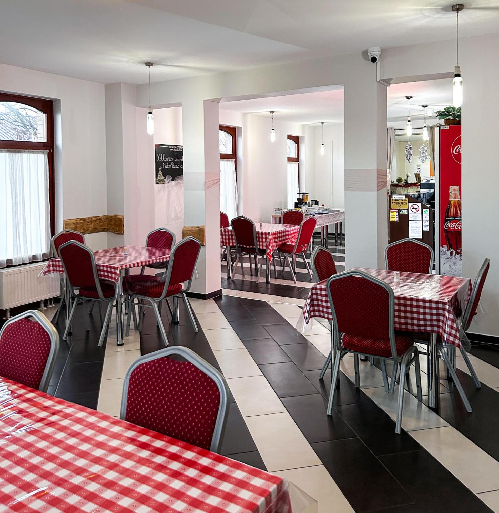 Malom Panzio Bed and Breakfast Kiskunfélegyháza Eksteriør billede