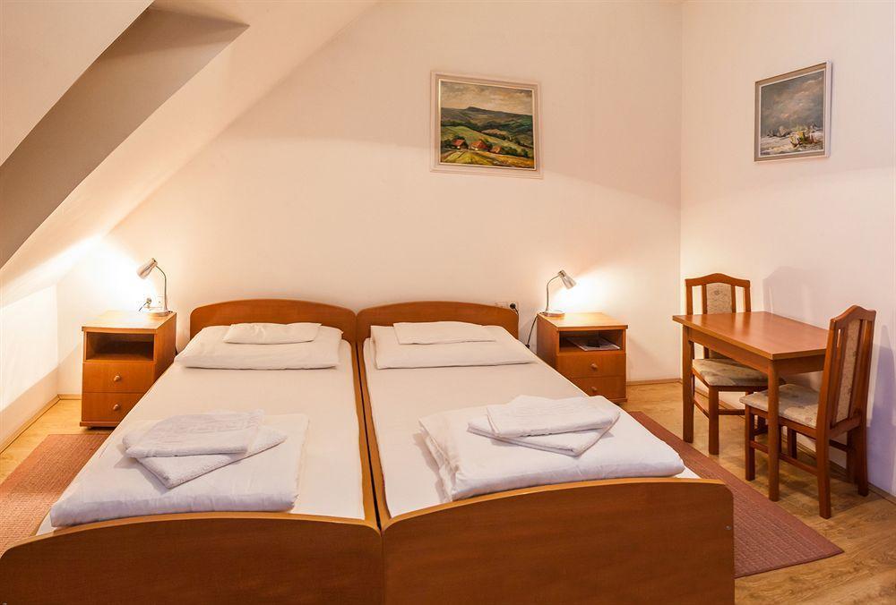 Malom Panzio Bed and Breakfast Kiskunfélegyháza Eksteriør billede