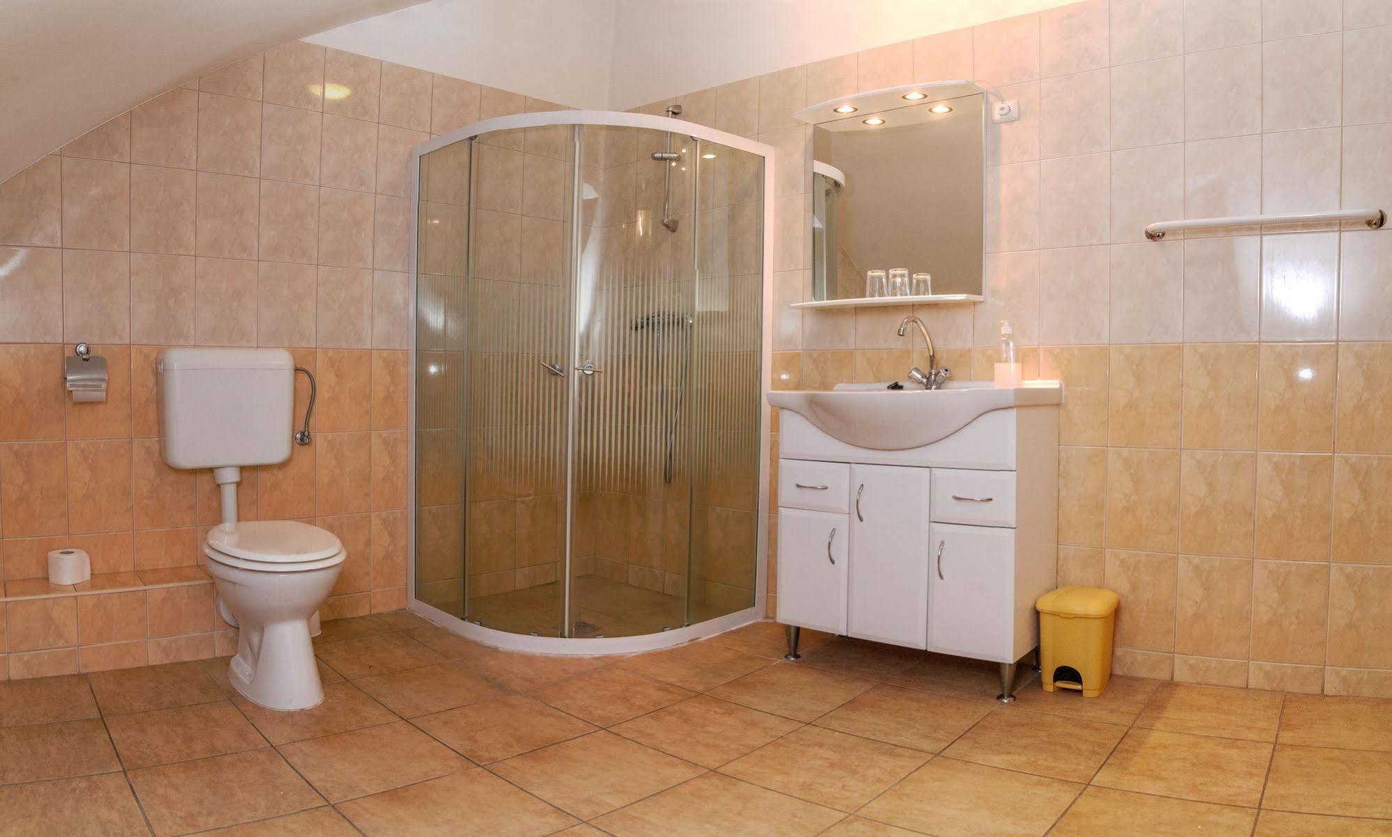 Malom Panzio Bed and Breakfast Kiskunfélegyháza Eksteriør billede